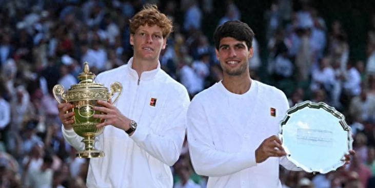 彩的两支球 彩的两支球