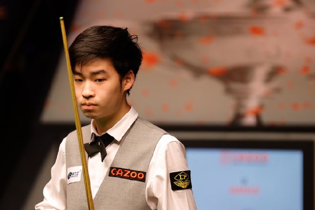 队却以高昂 队却以高昂