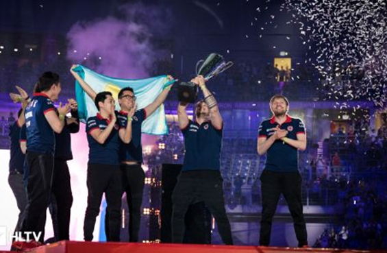 信仰的碰撞 信仰的碰撞