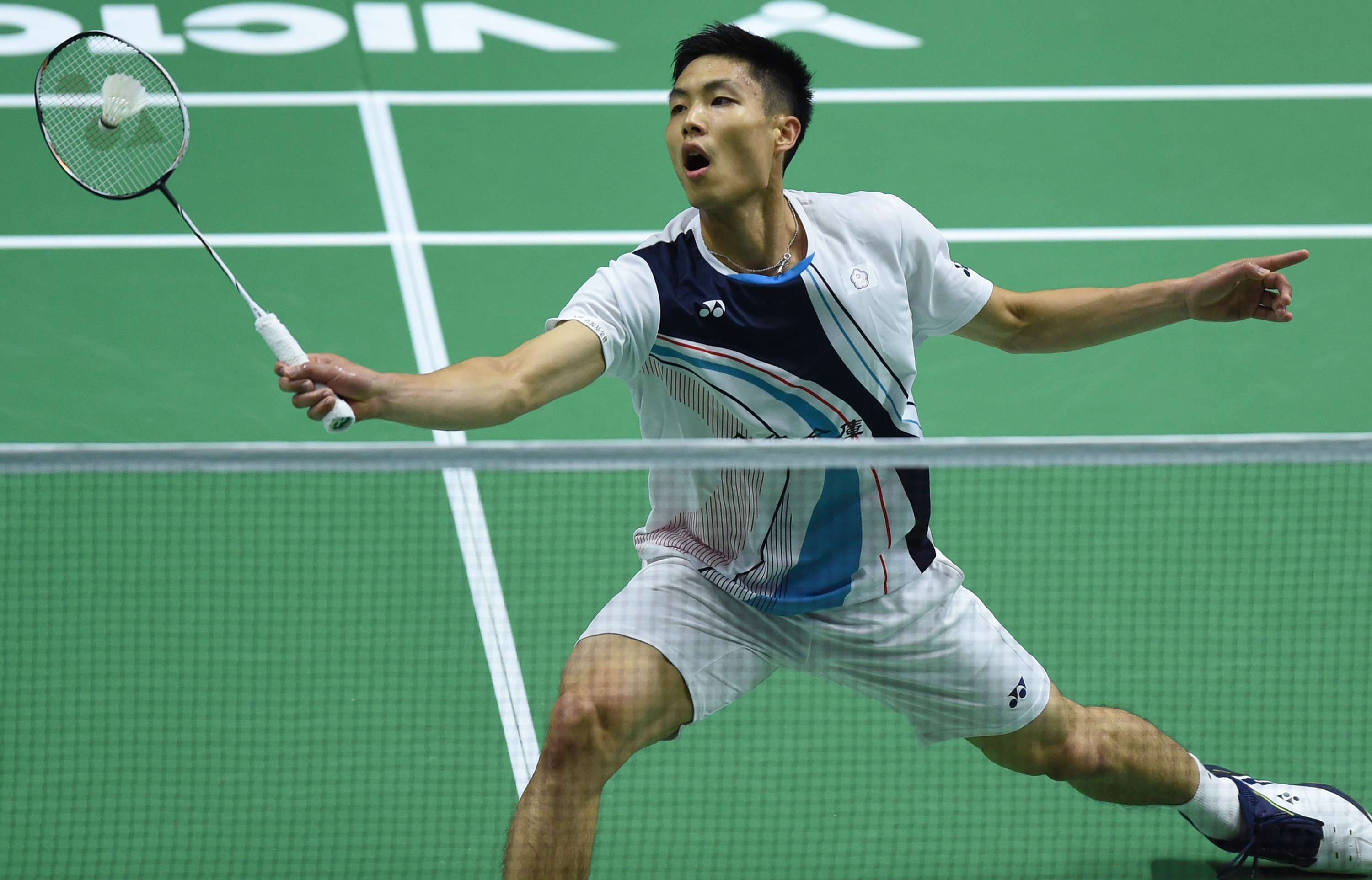 凭借前锋穆 凭借前锋穆